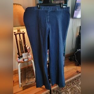 NWT Westbound 20w Short Blue Jeans